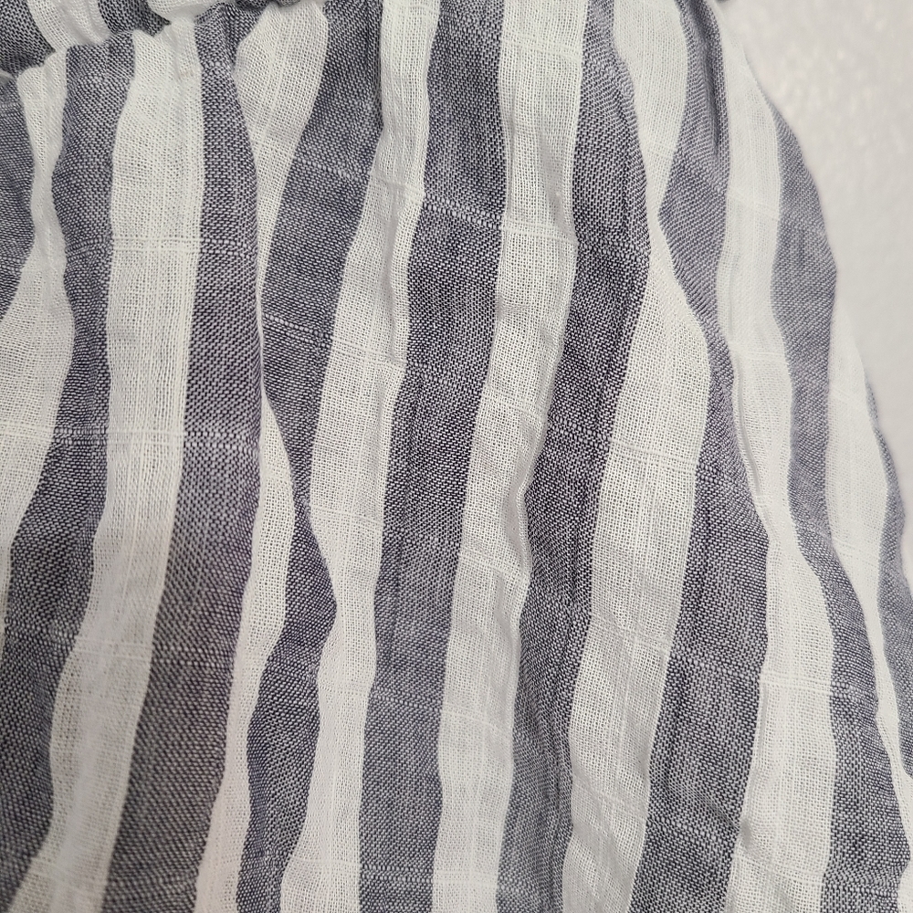 Torrid White Striped Cotton Blend Minimal Classic Peplum Front Tie Cami / Top 1X - Picture 6 of 8
